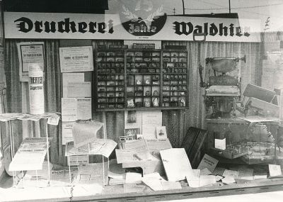 Schaufenster der Druckerei Waldhier (Foto: Erich Olbrich)