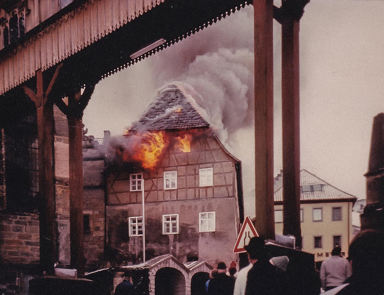 Ältestes Wirtshaus „alte Schenck“, brannte 1980 aus und verschwand danach aus dem Ortsbild Thurnaus.